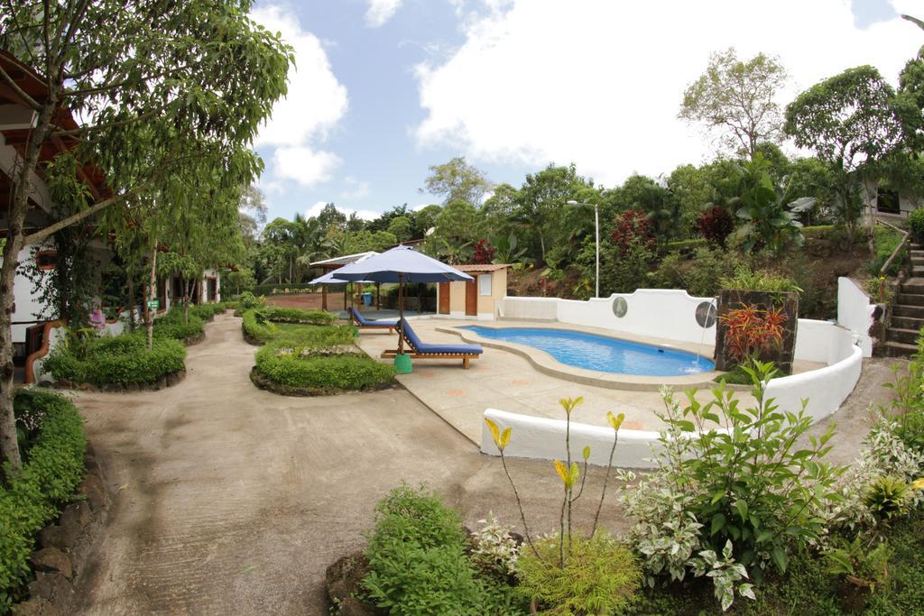 Piedras Blancas Lodge Пуэрто-Айора Экстерьер фото