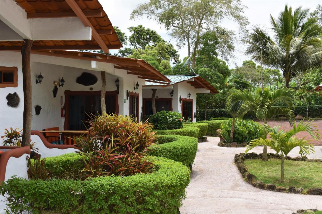 Piedras Blancas Lodge Пуэрто-Айора Экстерьер фото